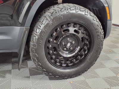 2024 Land Rover Defender 110 S