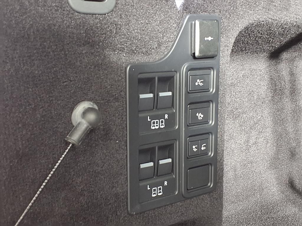 2023 Land Rover Discovery HSE R-Dynamic
