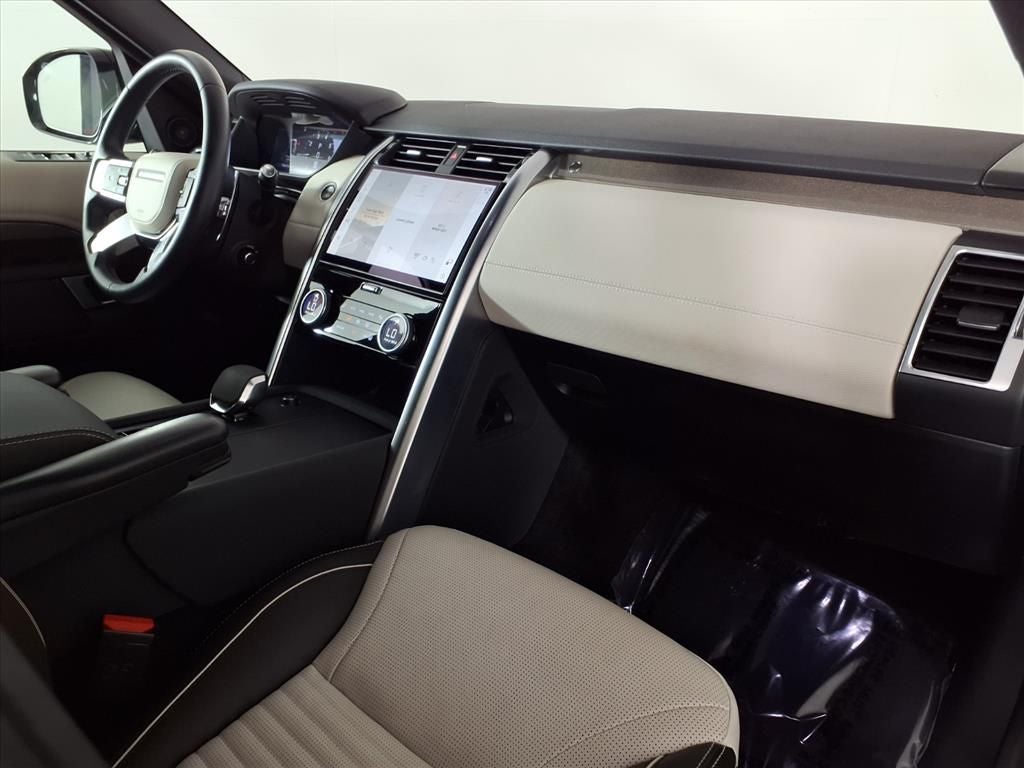 2023 Land Rover Discovery HSE R-Dynamic