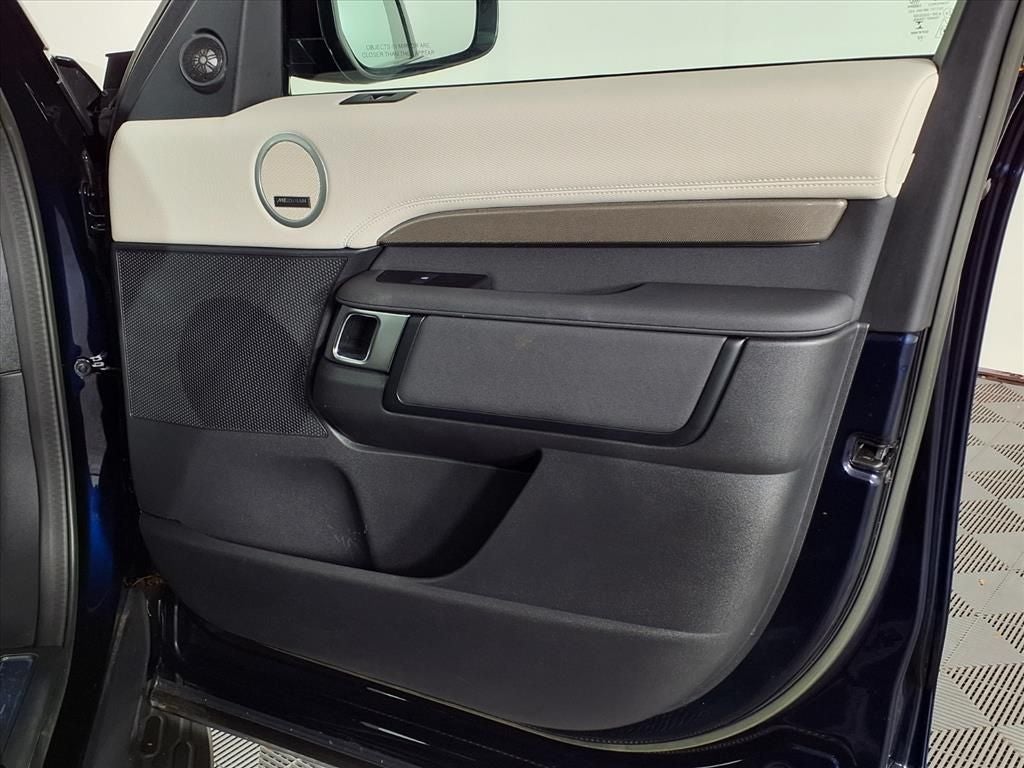 2023 Land Rover Discovery HSE R-Dynamic
