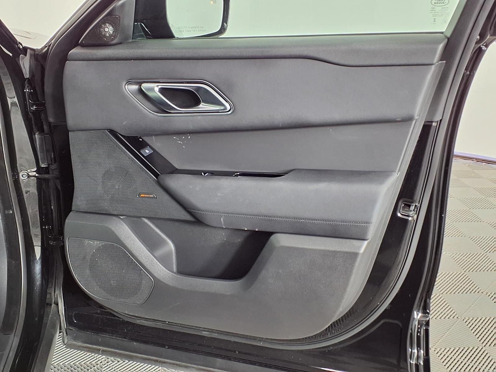 2024 Land Rover Range Rover Velar Dynamic SE