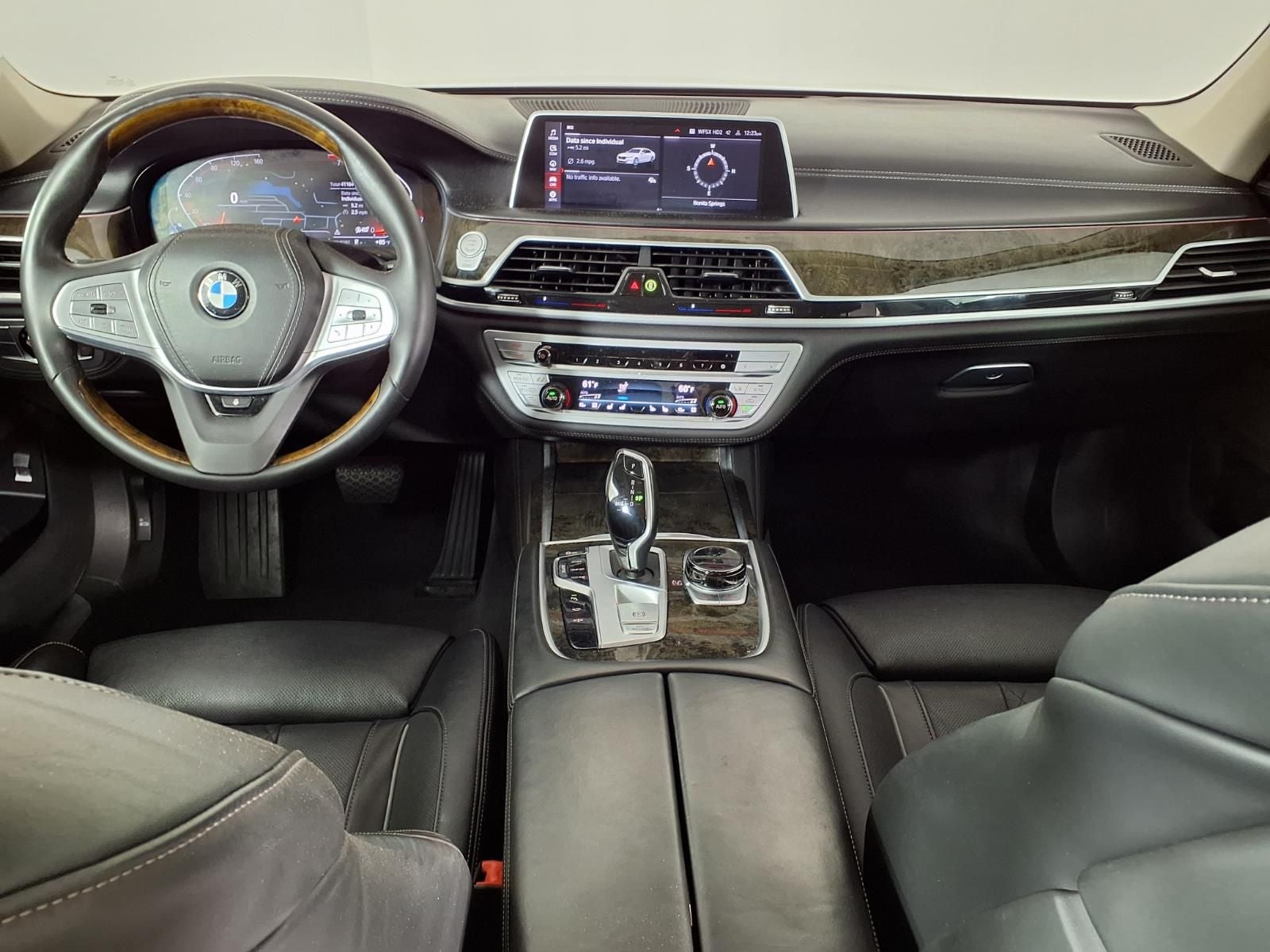 2022 BMW 7 Series 740i