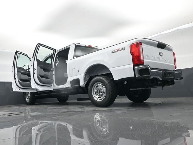 2027 Ford F-250SD XL