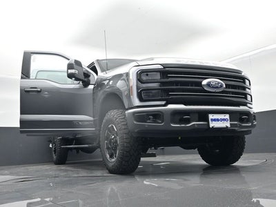 2026 Ford F-350SD Platinum