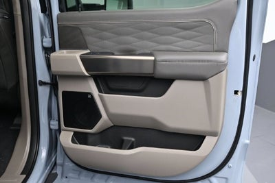 2027 Ford F-350SD Platinum