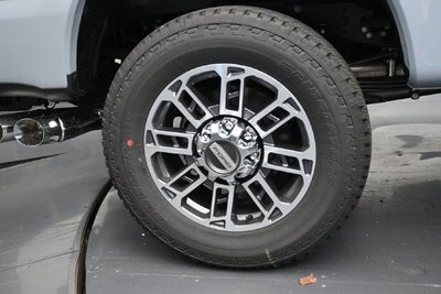 2027 Ford F-350SD Platinum