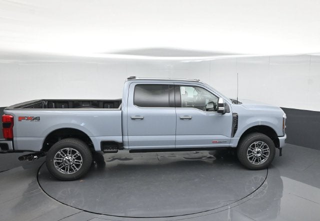 2027 Ford F-350SD Platinum