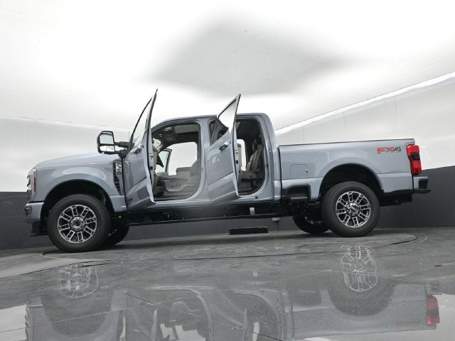 2027 Ford F-350SD Platinum