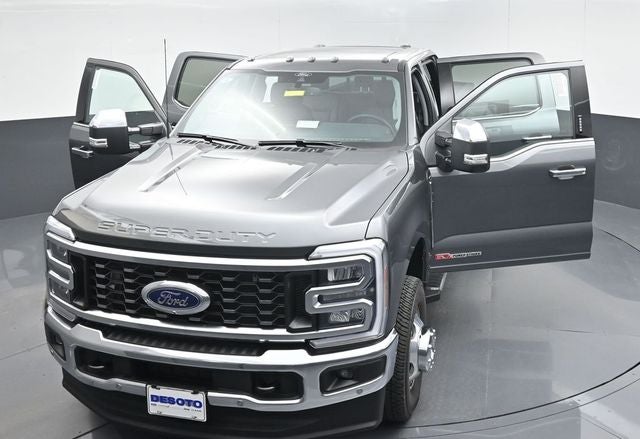2026 Ford F-350SD Lariat DRW