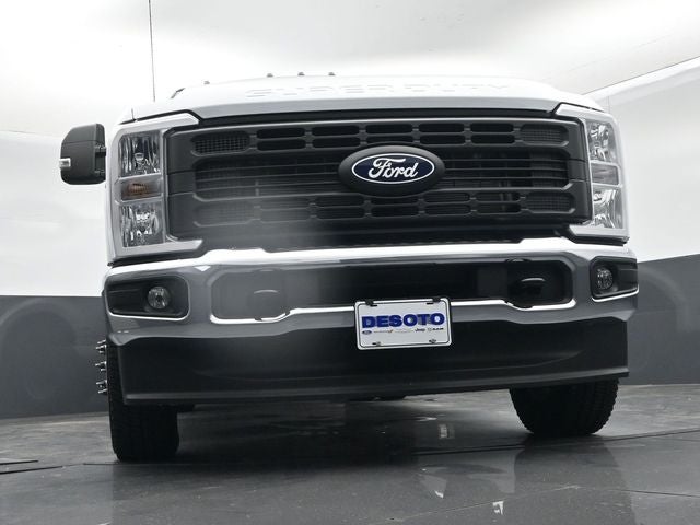 2027 Ford F-350SD XL DRW