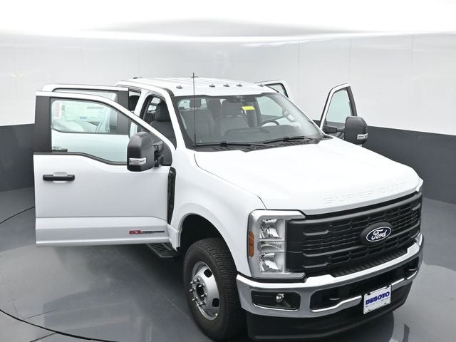2027 Ford F-350SD XL DRW