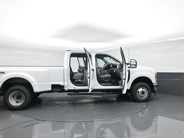 2027 Ford F-350SD XL DRW