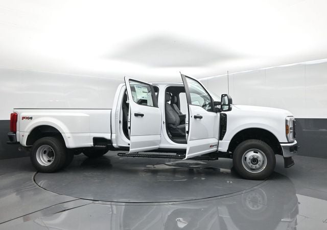 2027 Ford F-350SD XL DRW