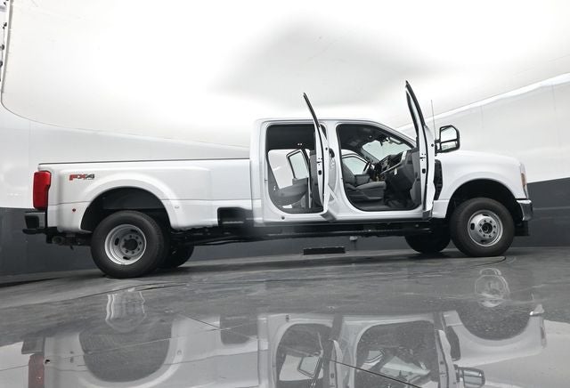 2027 Ford F-350SD XL DRW