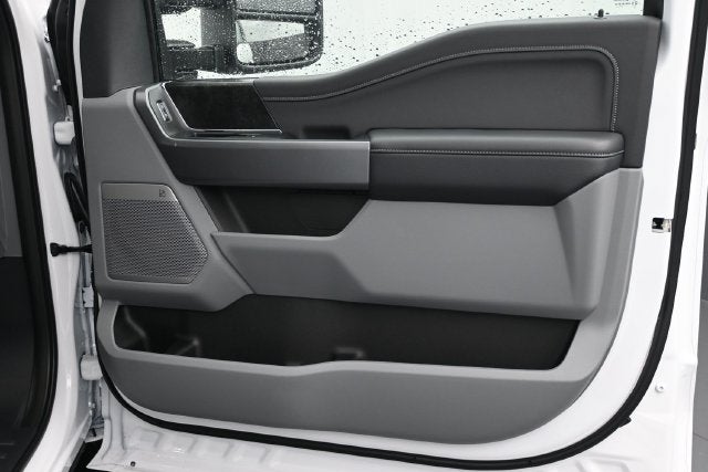 2027 Ford F-350SD XLT DRW