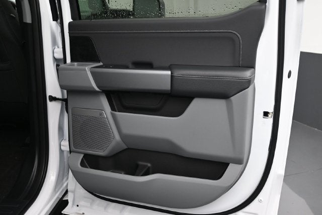 2027 Ford F-350SD XLT DRW