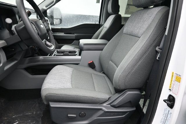2027 Ford F-350SD XLT DRW