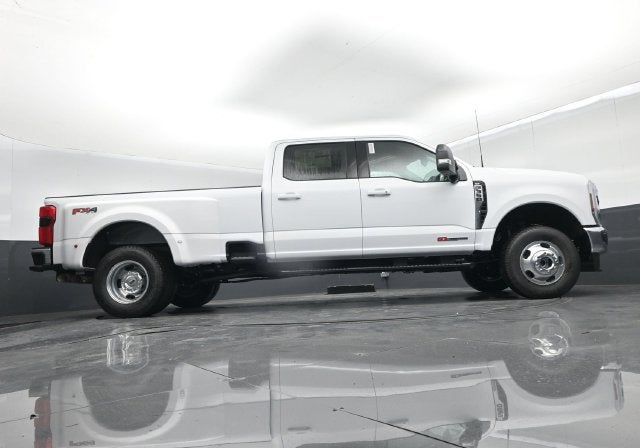 2027 Ford F-350SD XLT DRW