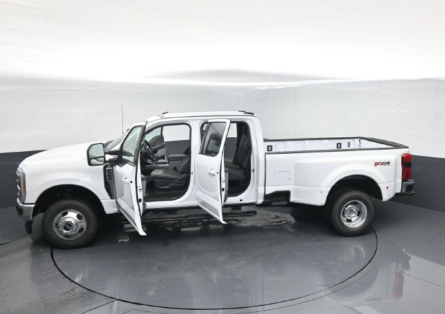 2027 Ford F-350SD XLT DRW