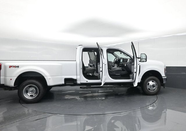 2027 Ford F-350SD XLT DRW