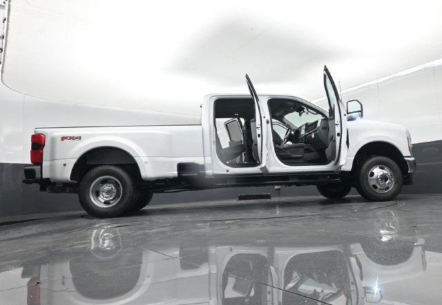 2027 Ford F-350SD XLT DRW