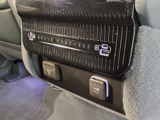 2023 Jeep Grand Wagoneer L Series III 4x4