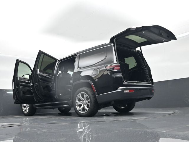 2022 Jeep Wagoneer Series II 4x4