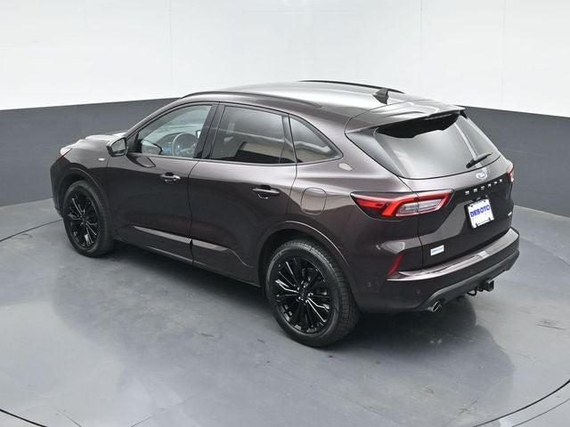 2023 Ford Escape ST-Line Elite