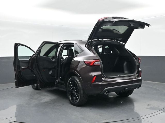 2023 Ford Escape ST-Line Elite