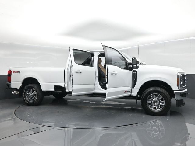 2023 Ford F-350 LARIAT