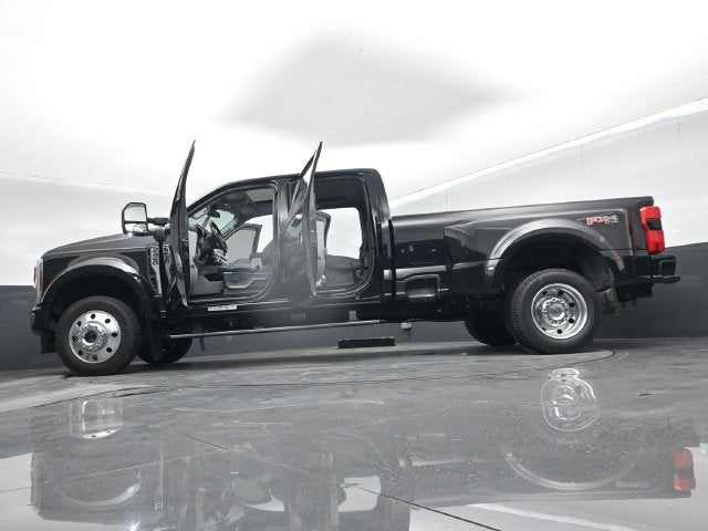 2024 Ford F-450 Limited