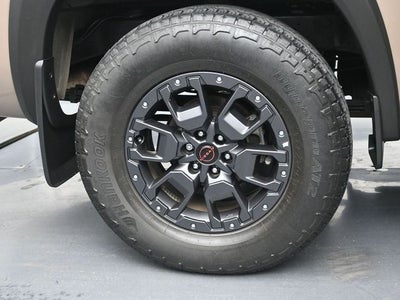 2022 Nissan Frontier Crew Cab PRO-4X 4x4