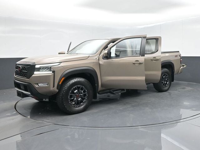 2022 Nissan Frontier Crew Cab PRO-4X 4x4