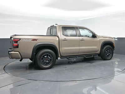 2022 Nissan Frontier Crew Cab PRO-4X 4x4