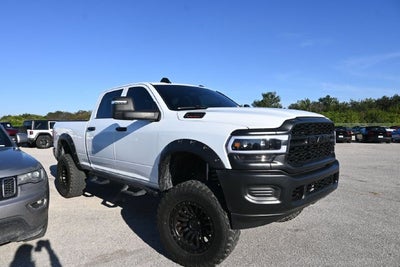 2023 RAM 2500 Tradesman Crew Cab 4x4 6'4' Box