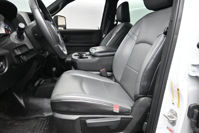 2023 RAM 2500 Tradesman Crew Cab 4x4 6'4' Box