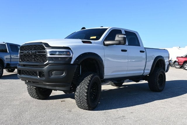 2023 RAM 2500 Tradesman Crew Cab 4x4 6'4' Box