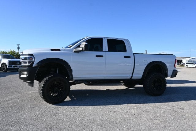 2023 RAM 2500 Tradesman Crew Cab 4x4 6'4' Box