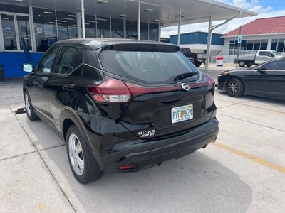 2021 Nissan Kicks S Xtronic CVT