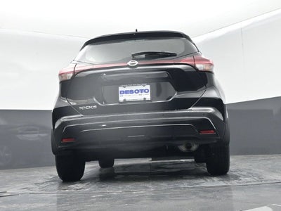 2021 Nissan Kicks S Xtronic CVT