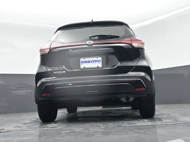 2021 Nissan Kicks S Xtronic CVT