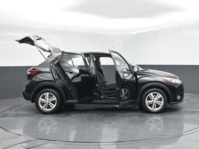 2021 Nissan Kicks S Xtronic CVT