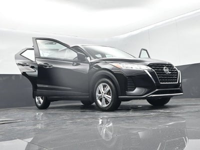 2021 Nissan Kicks S Xtronic CVT