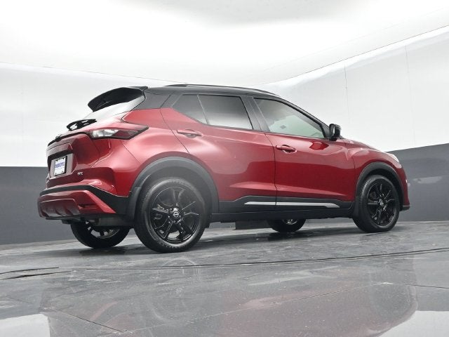 2023 Nissan Kicks SR Xtronic CVT