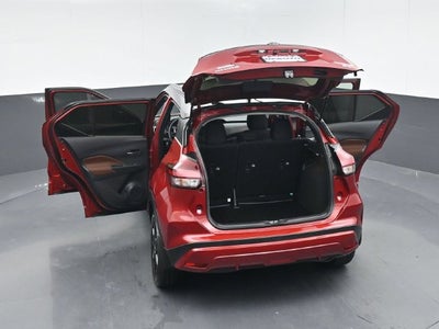 2023 Nissan Kicks SR Xtronic CVT