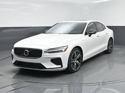 2021 Volvo S60 Recharge Plug-In Hybrid T8 R-Design Expression