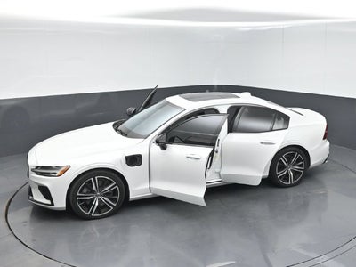 2021 Volvo S60 Recharge Plug-In Hybrid T8 R-Design Expression